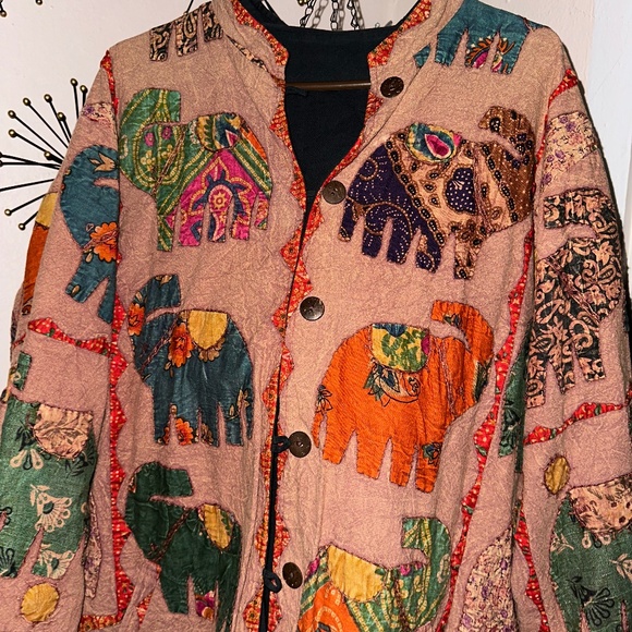 Rare Retro 20W Jacket Multi Color Elephant Theme Quilted Gorgeous - Picture 1 of 12